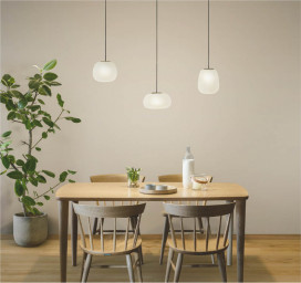 �ܹ���̿� Koizumi �������߾��� LED�ڥ����� AP54834