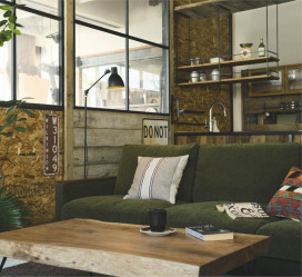 �ܹ���̿� Koizumi �������߾��� LED������� AT49288L